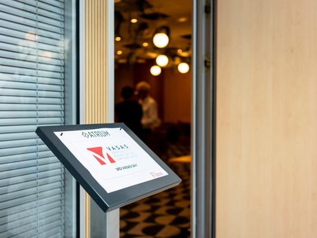 Eingang zum Vorlesungsaal