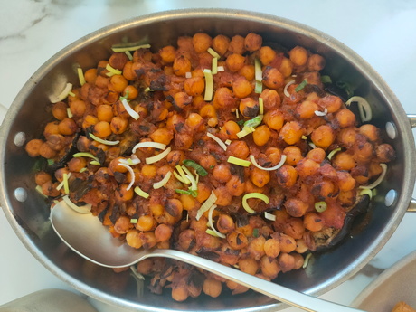 Bild von Revithada Patmou angerichtet in Schale